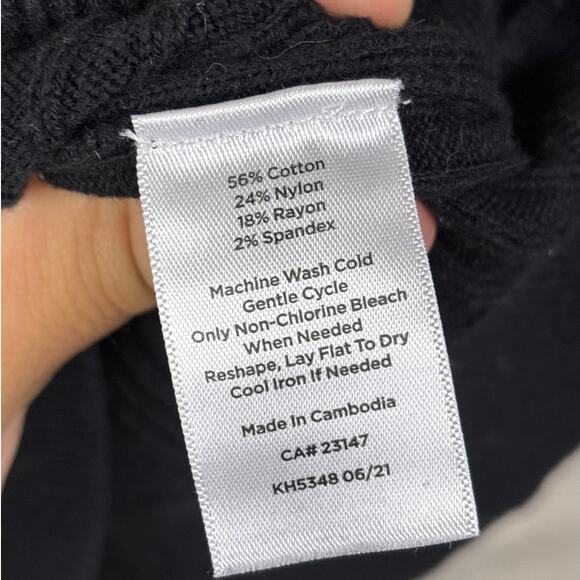 Talbots Women’s L Petite Black White Ribbed Knit Turtleneck Sweater Button Cuffs - Picture 7 of 8